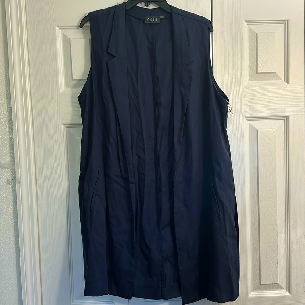 Blue ASTR Sleeveless Blazer (L)
